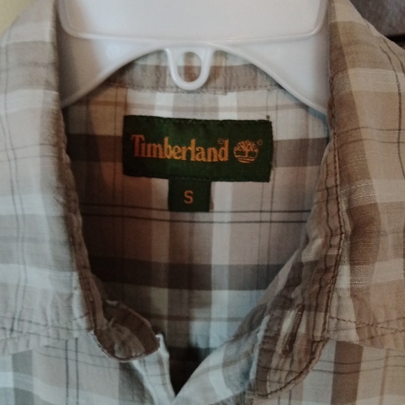 Essential Timberland Tan Plaid Button Up SS Shirt Sz Small - Picture 9 of 10